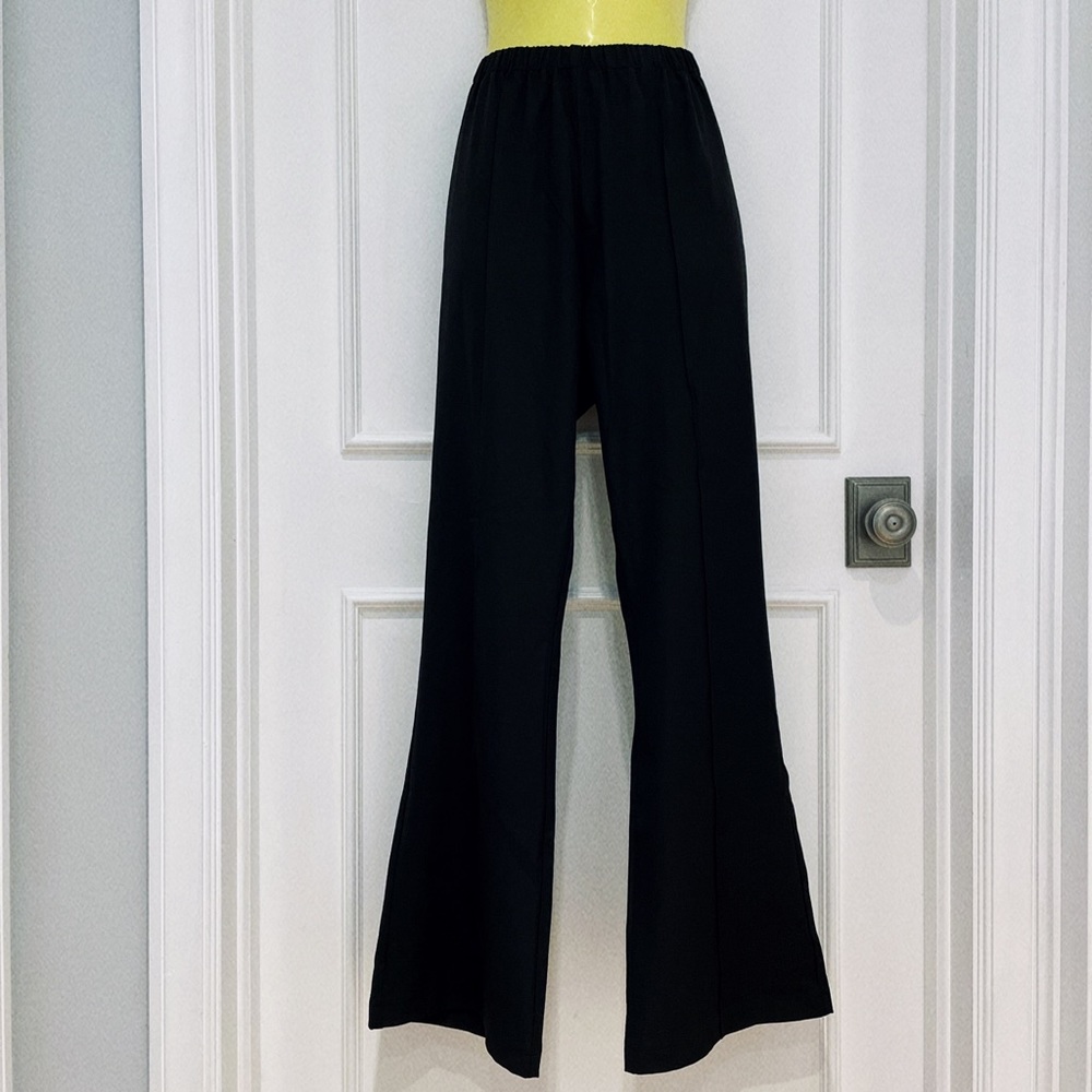 Clearance 💯NWOT: Flared Leg Pants